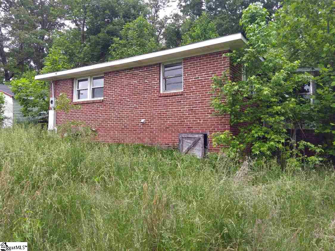 1760 Old Pacolet Road Spartanburg, SC 29307 - Photo 2 of 23 Gallery Image 2