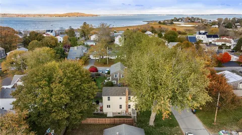 $575,000 | 66 Islington Avenue, Portsmouth, RI 02871