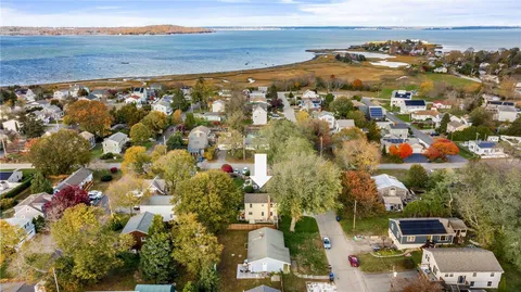 $575,000 | 66 Islington Avenue, Portsmouth, RI 02871