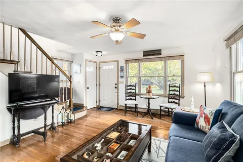 $575,000 | 66 Islington Avenue, Portsmouth, RI 02871