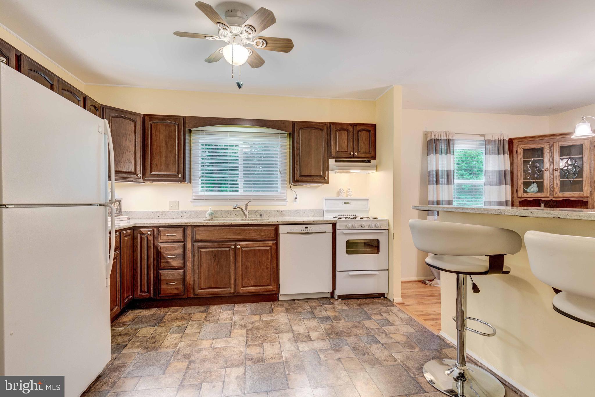 401 Highmeadow Road Reisterstown, MD 21136 - Photo 15 of 36 Kitchen