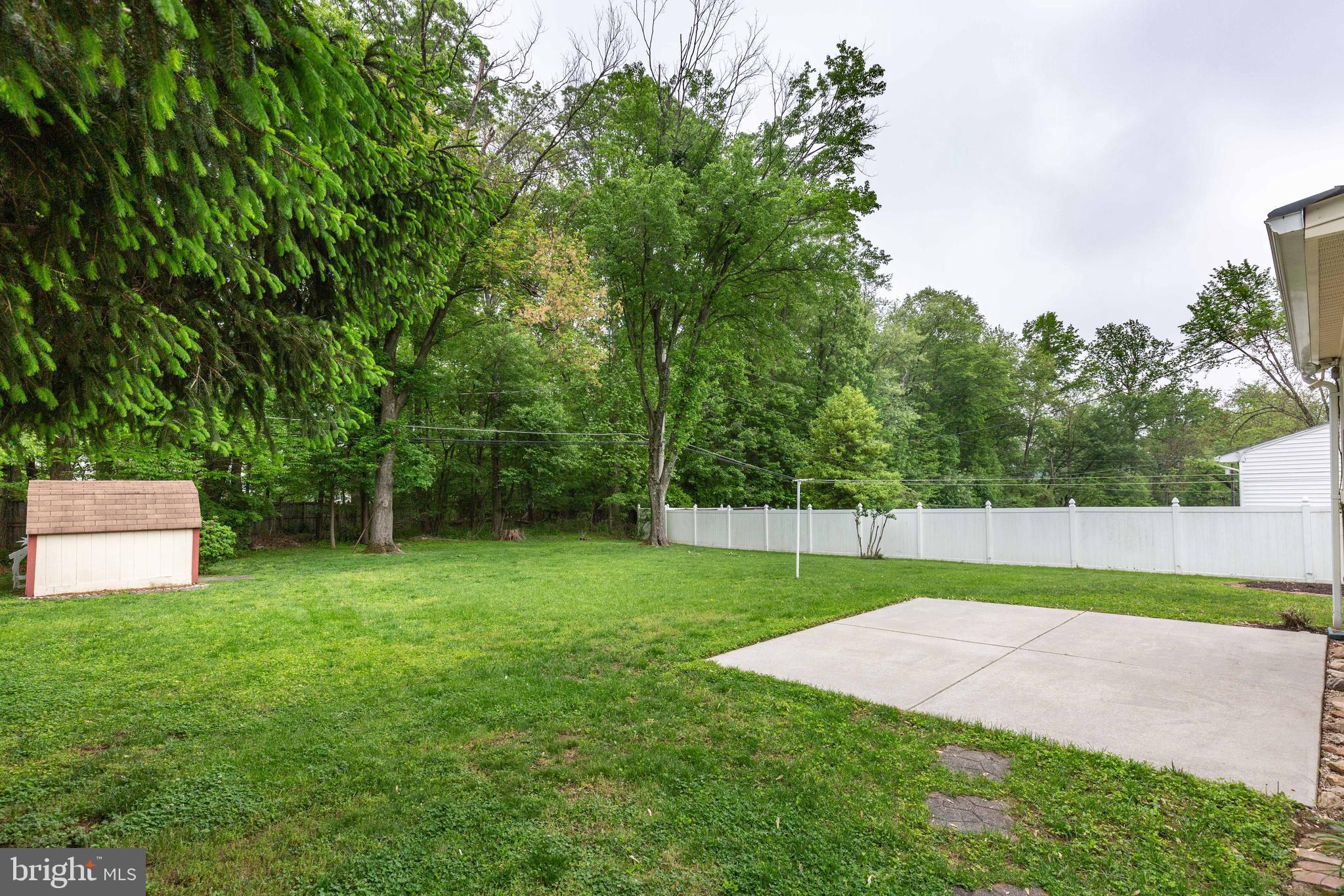 401 Highmeadow Road Reisterstown, MD 21136 - Photo 6 of 36 Beautiful Flat yard with Patio