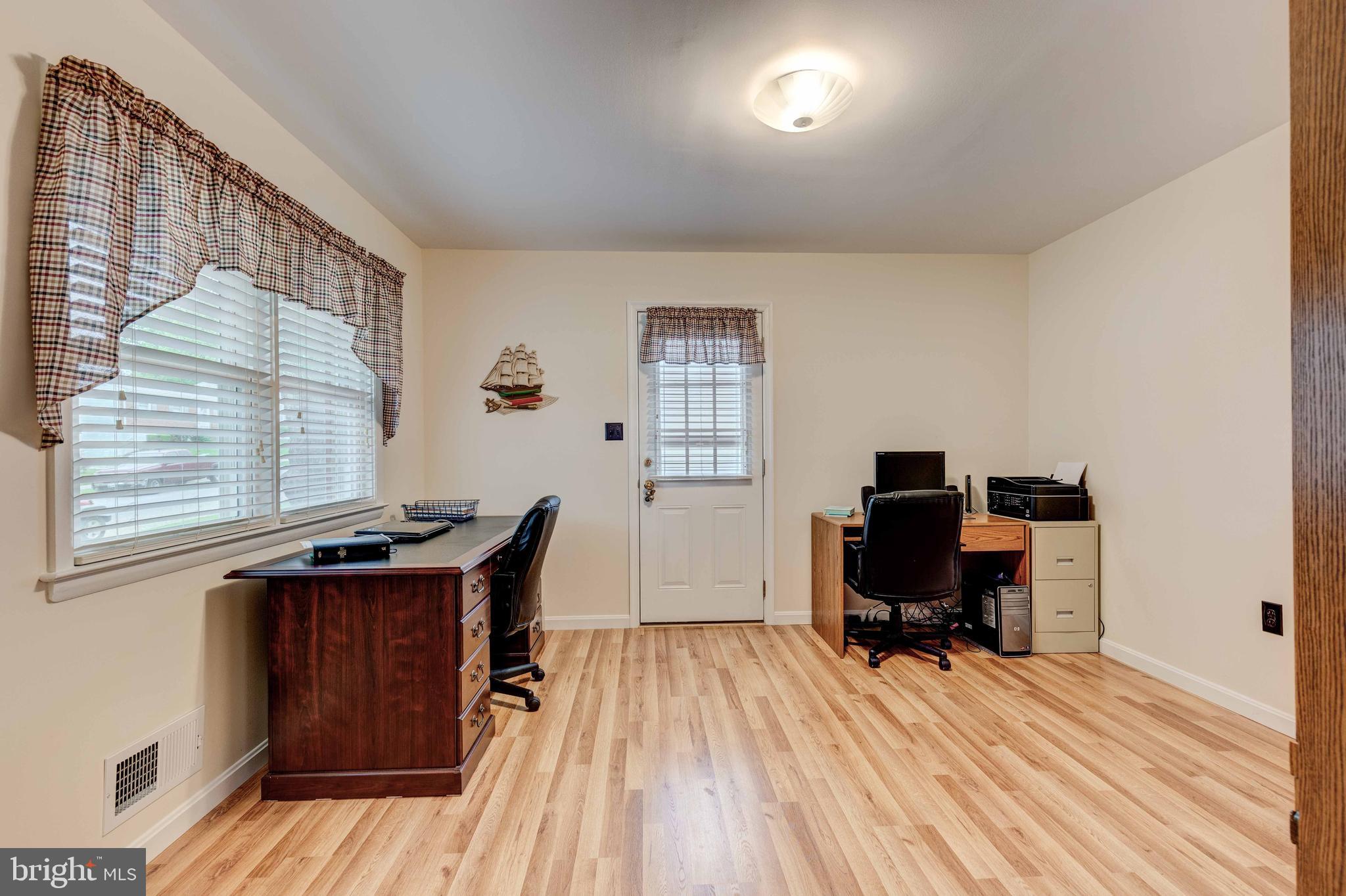 401 Highmeadow Road Reisterstown, MD 21136 - Photo 9 of 36 Main level office