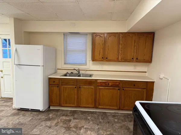 $995 | 2004 Kensington Street, Harrisburg, PA 17104