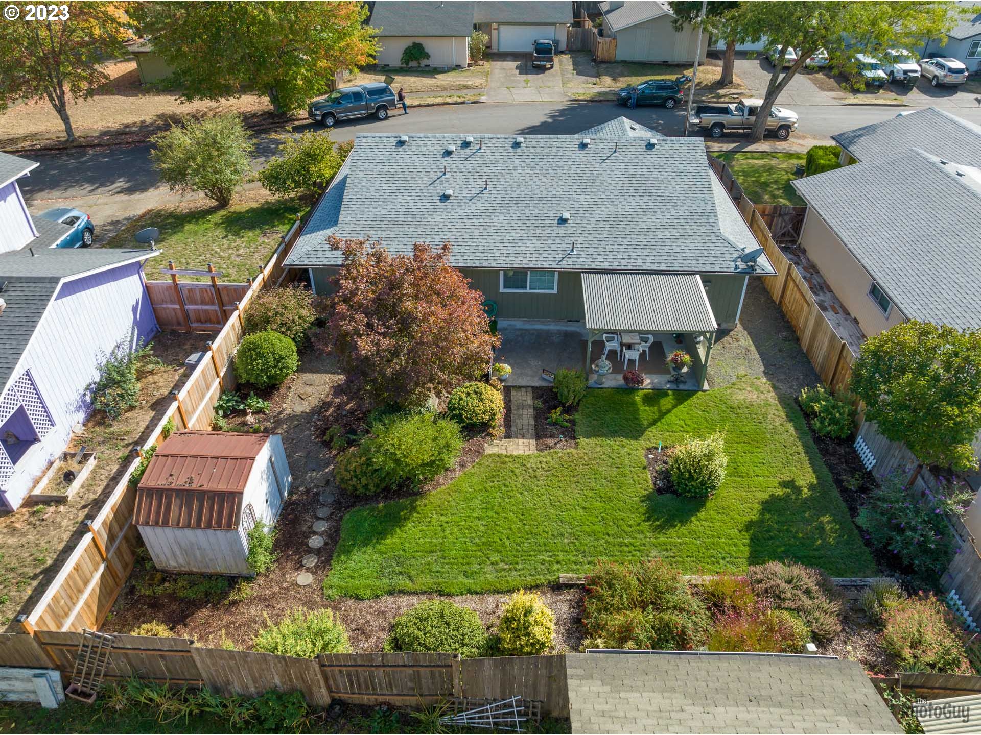 4888 B Street Springfield, OR 97478 - Photo 31 of 32 an aerial view of multiple houses with yard