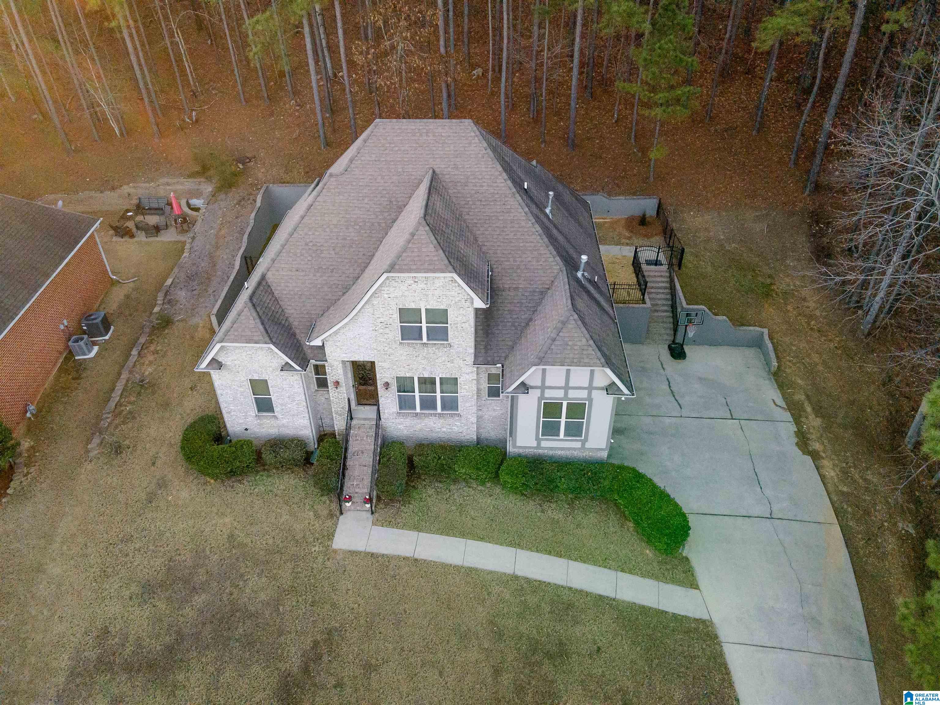 1421 Stoneykirk Road Pelham, AL 35124 - Photo 4 of 63