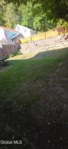 $179,900 | 72 Grove Street, Amsterdam, NY 12010