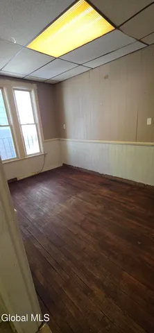 $179,900 | 72 Grove Street, Amsterdam, NY 12010