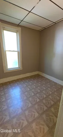 $179,900 | 72 Grove Street, Amsterdam, NY 12010