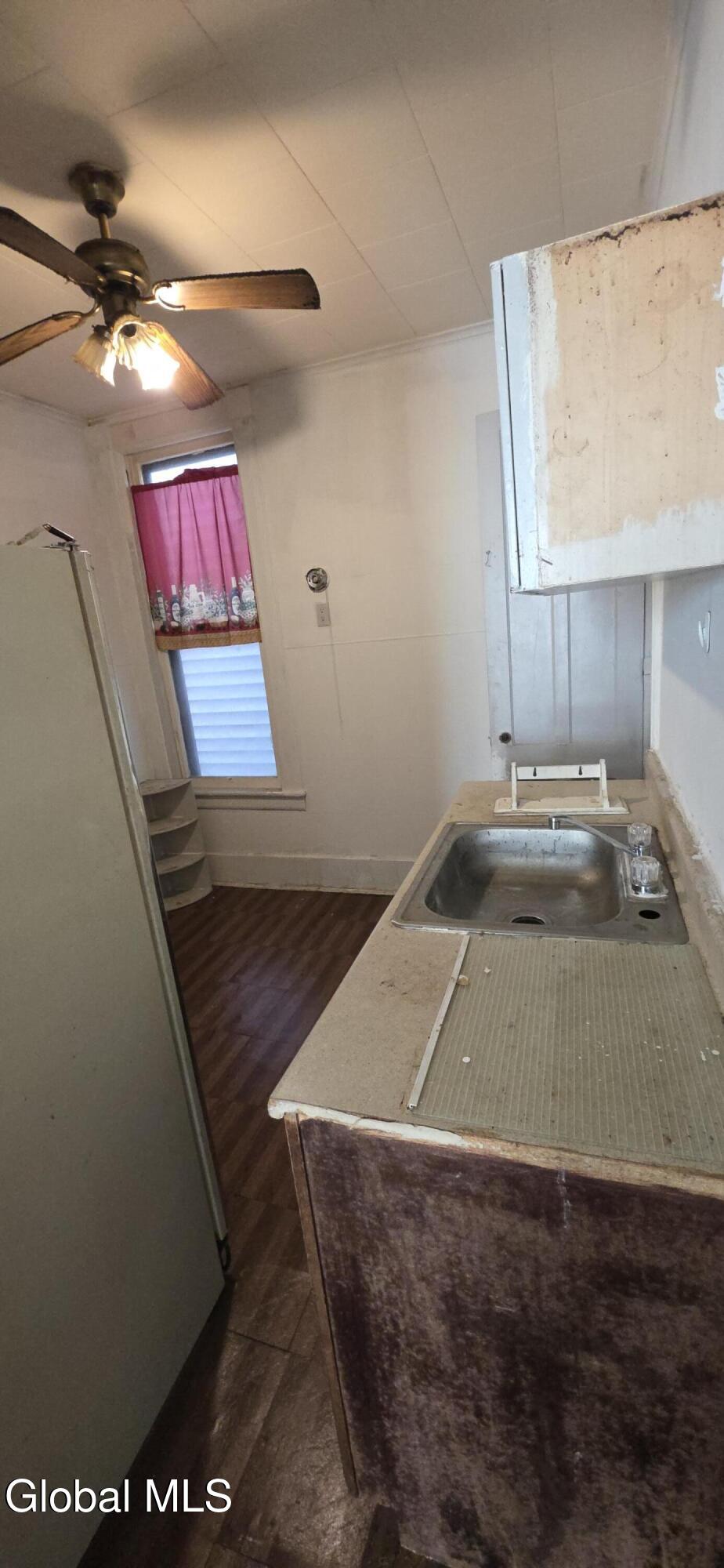 72 Grove Street Amsterdam, NY 12010 - Photo 8 of 11 14351