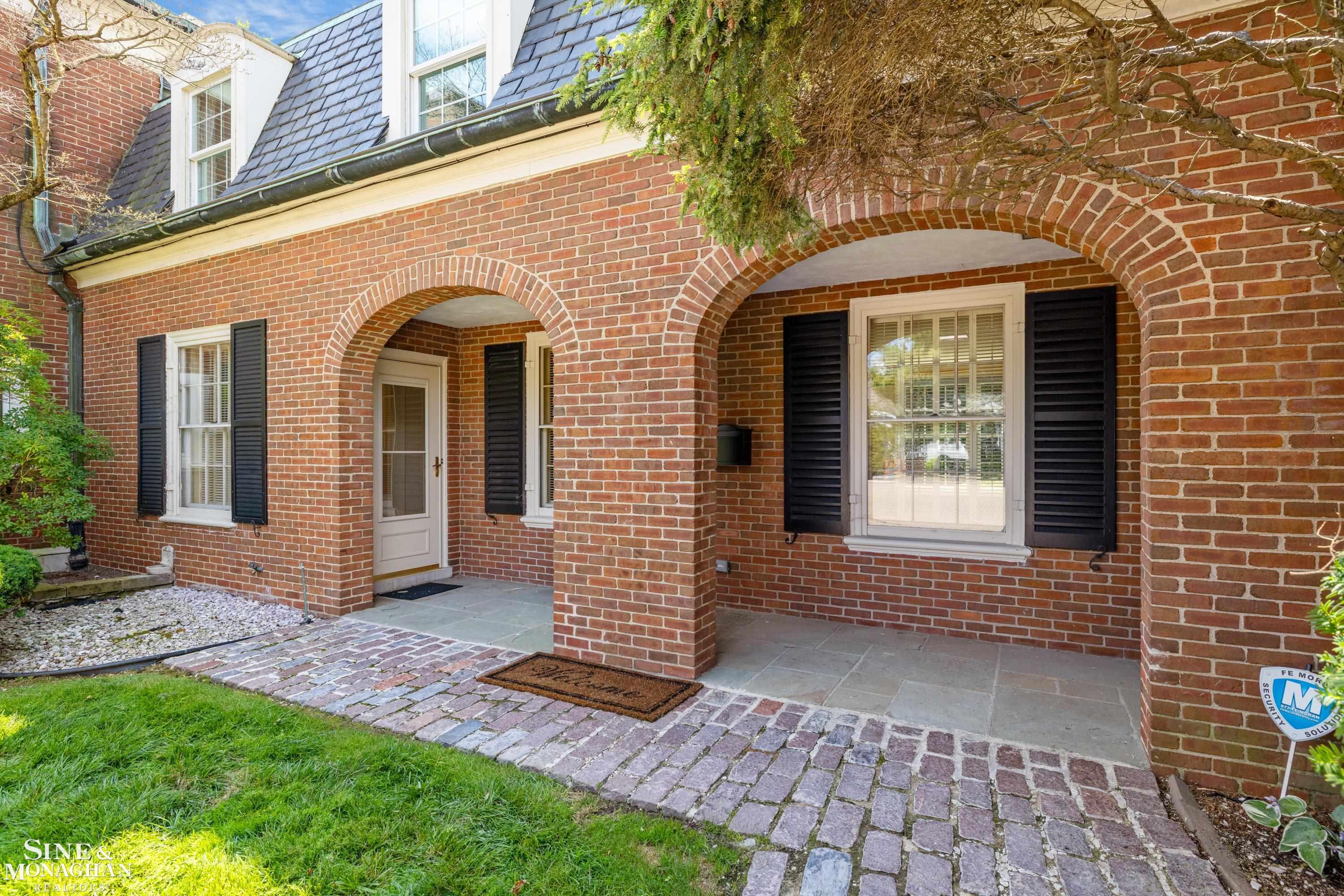105 Lake Shore Road Grosse Pointe, MI 48236 - Photo 81 of 98 50217830-28b07606-9de3-4318-abb1-8348a07e1c43.JPG