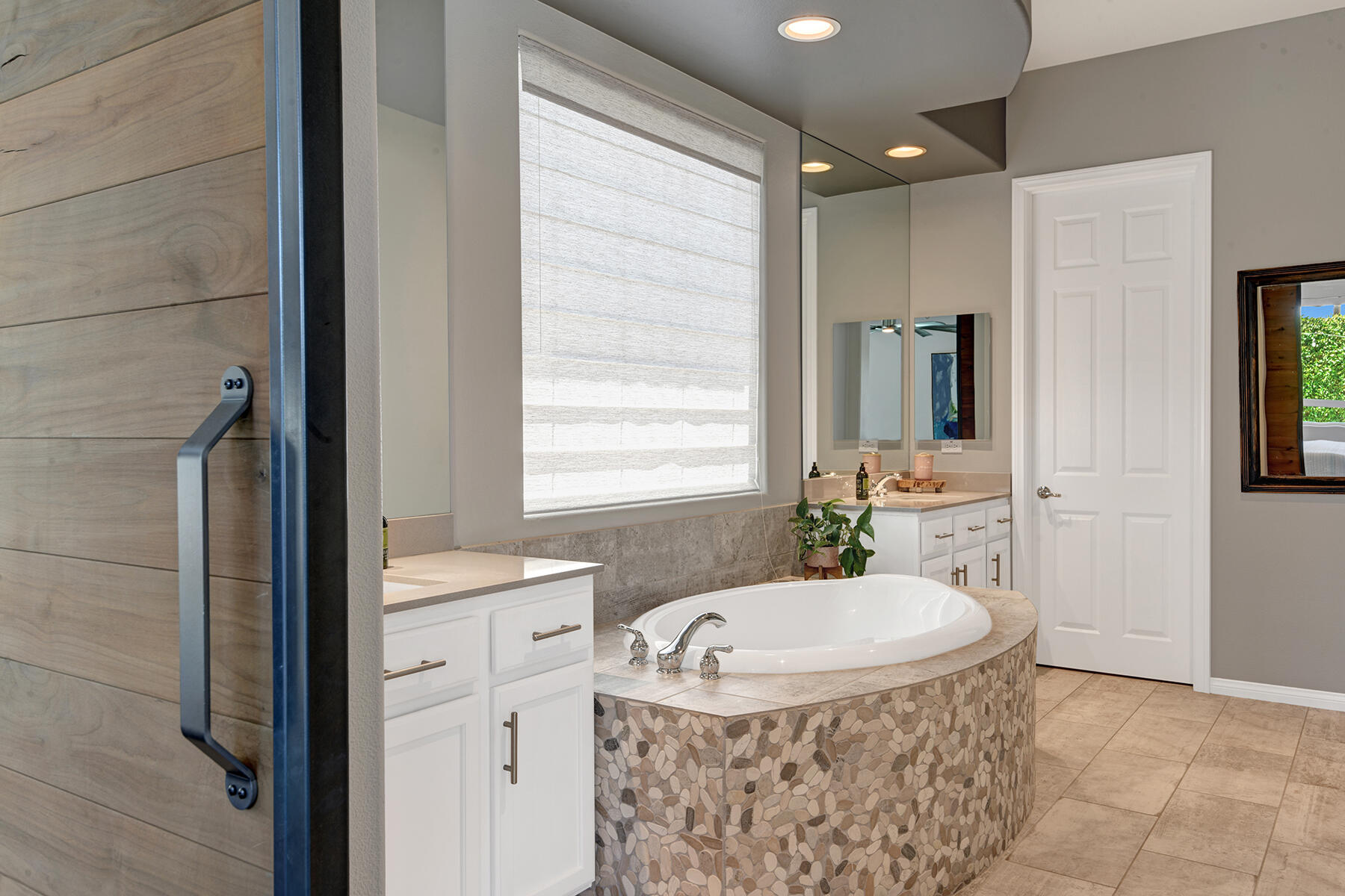 69792 Matisse Road Cathedral City, CA 92234 - Photo 33 of 71 PRIMARY BATH IN WITH BARN DOOR MLS