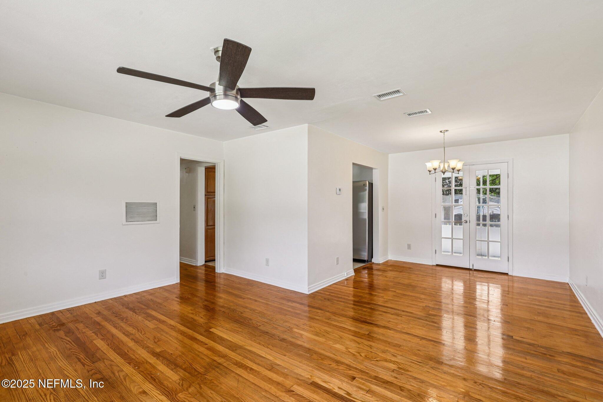 7116 Gaillardia Road South Jacksonville, FL 32211 - Photo 14 of 39 Living & Dining
