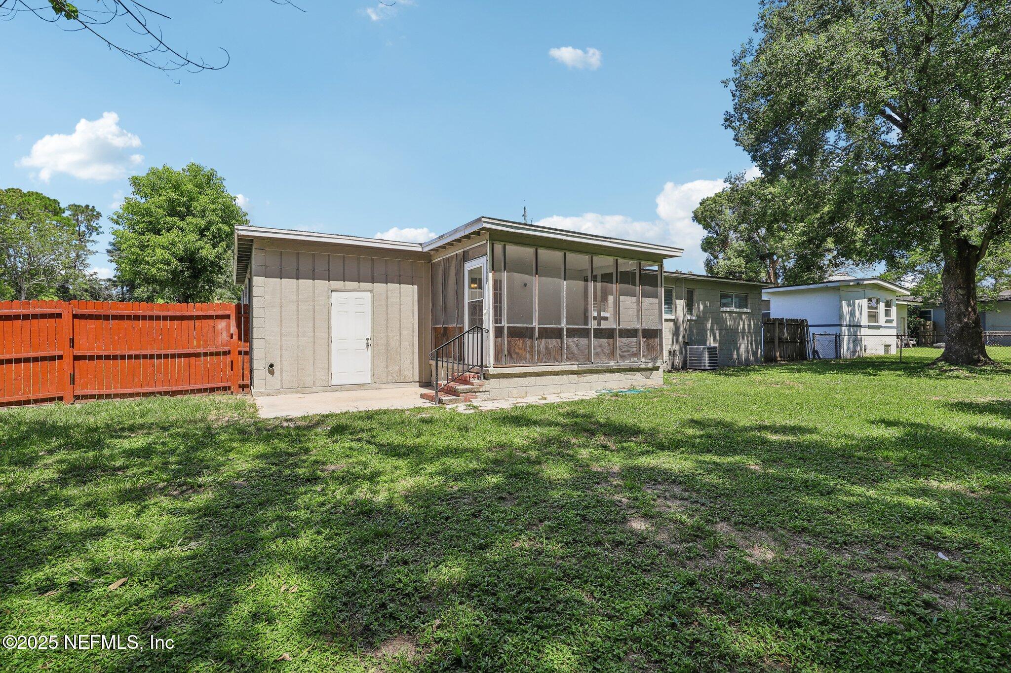 7116 Gaillardia Road South Jacksonville, FL 32211 - Photo 35 of 39 Back of home