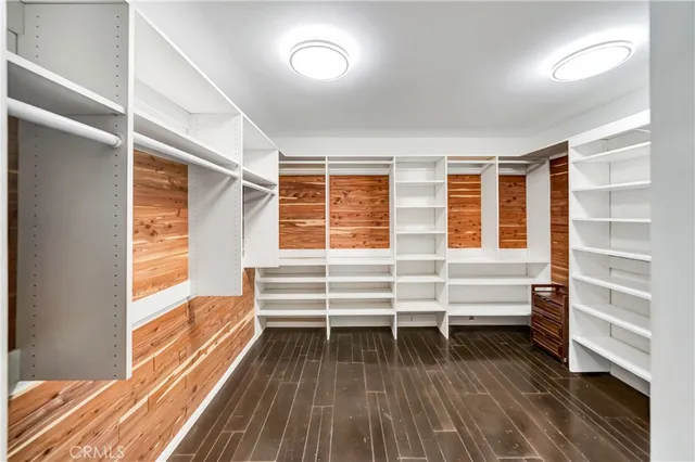 a view of outdoor space yard and porch