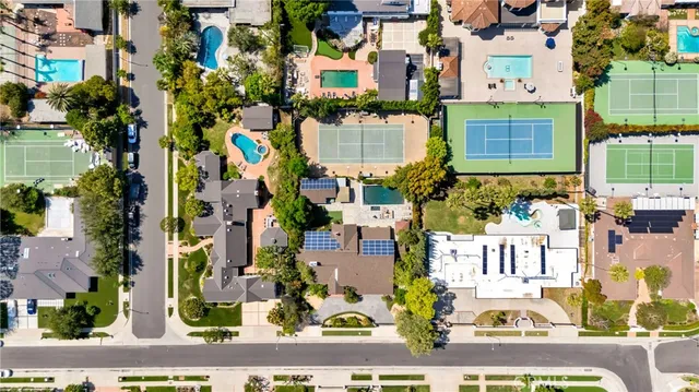 $12,000 | 5441 Calvin Avenue, Tarzana, CA 91356