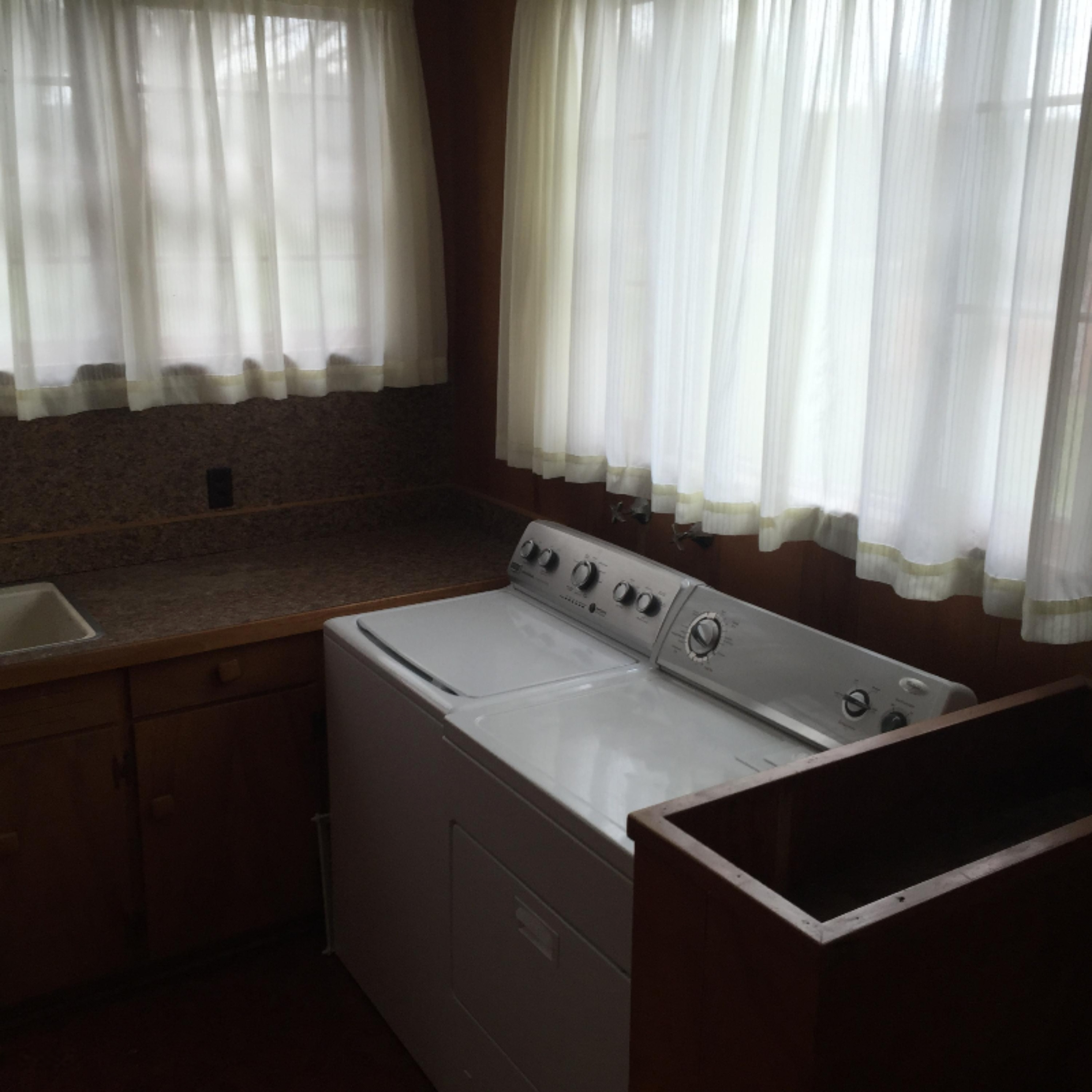 1530 North State Road Ionia, MI 48846 - Photo 13 of 21 laundry room
