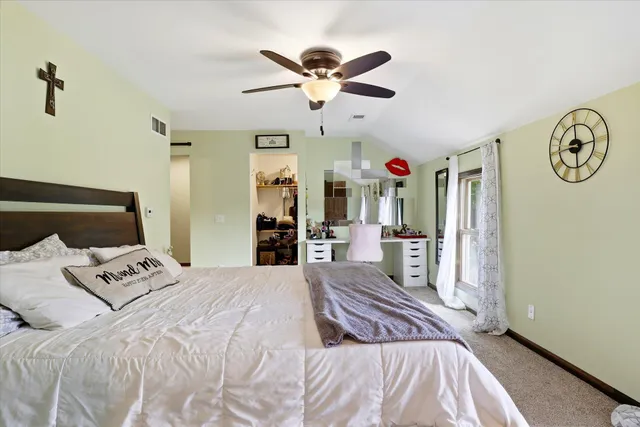 $935,000 | S81W26300 National Avenue, Vernon, WI 53149