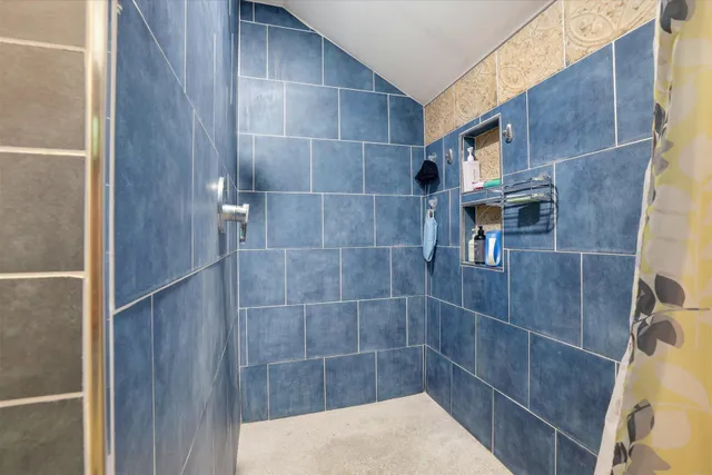 $935,000 | S81W26300 National Avenue, Vernon, WI 53149