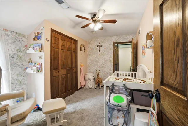 $935,000 | S81W26300 National Avenue, Vernon, WI 53149