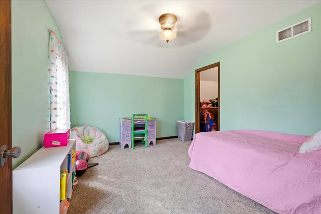 $935,000 | S81W26300 National Avenue, Vernon, WI 53149