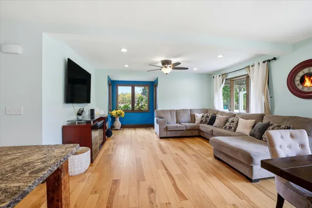 $935,000 | S81W26300 National Avenue, Vernon, WI 53149