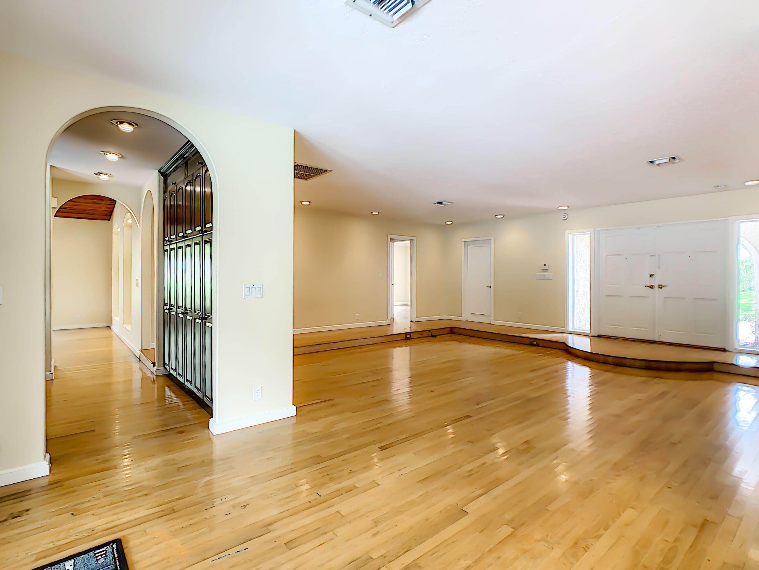 5737 Wind Drift Lane Boca Raton, FL 33433 - Photo 2 of 24 LivingRoom. Entrance Area