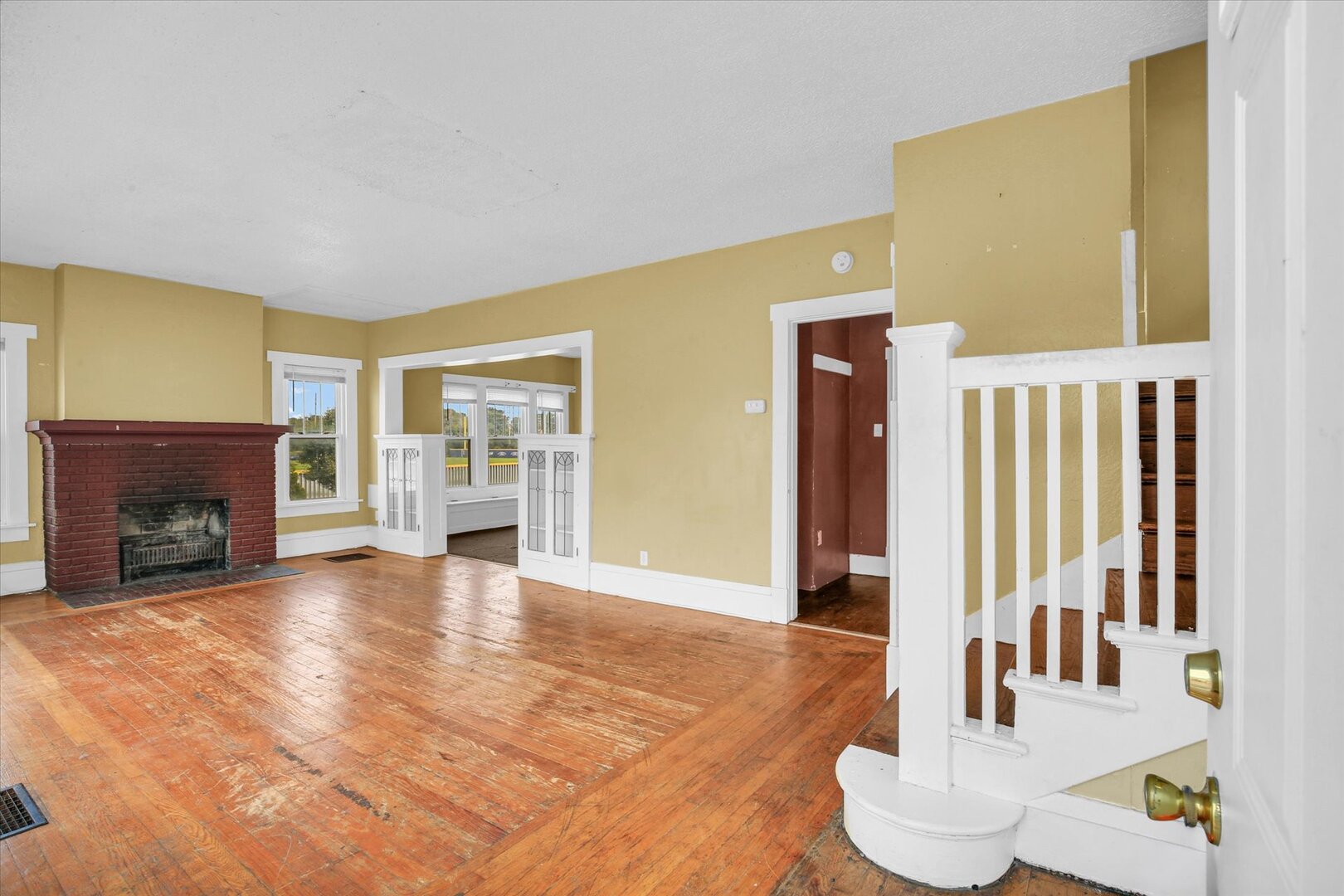 1305 West Macon Street Decatur, IL 62522 - Photo 4 of 37