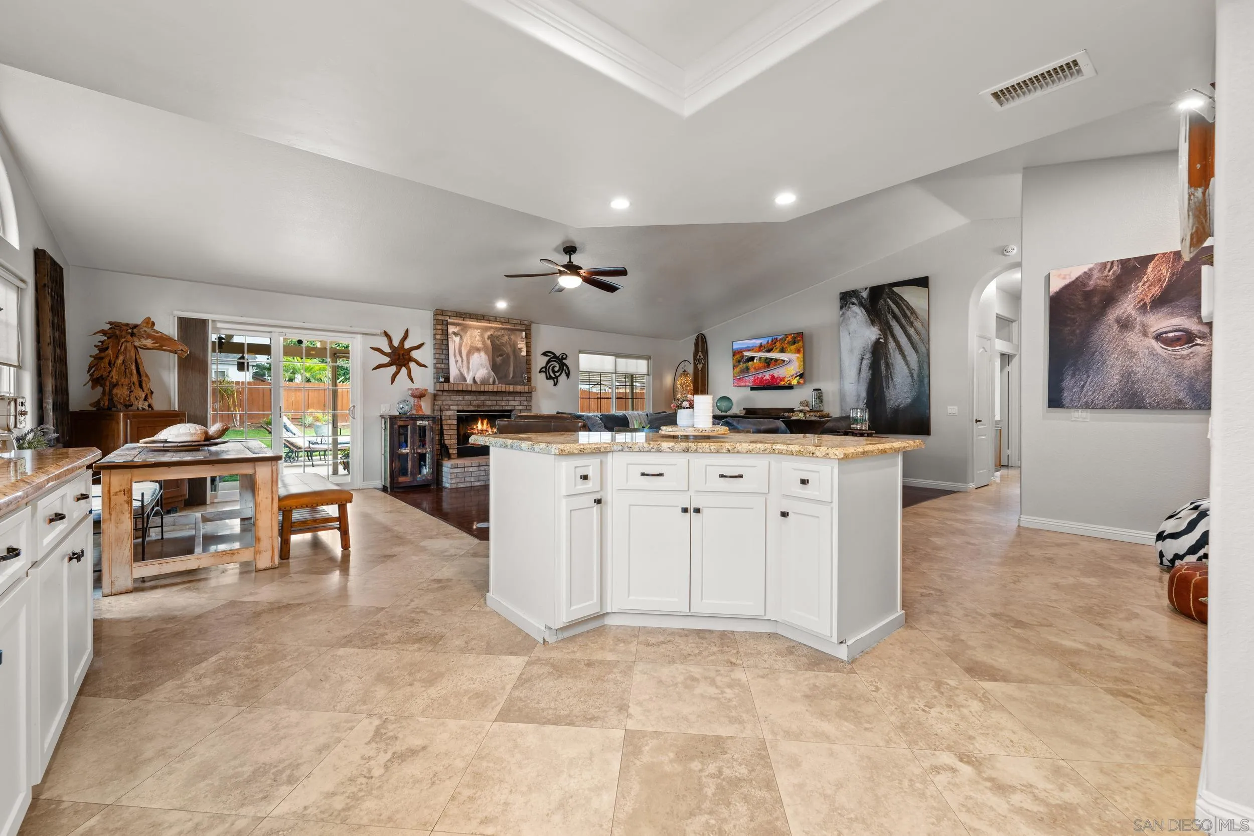 12515 Leyendekker Road Lakeside, CA 92040 - Photo 12 of 39 Gallery Image 12