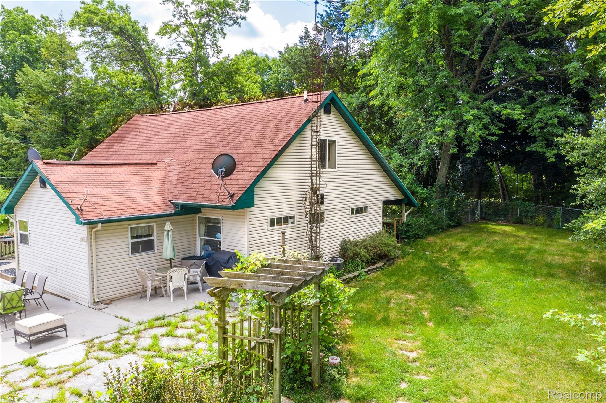 3400 West Newark Road Lapeer, MI 48446 - Photo 66 of 72 Drone (7 of 13).jpg