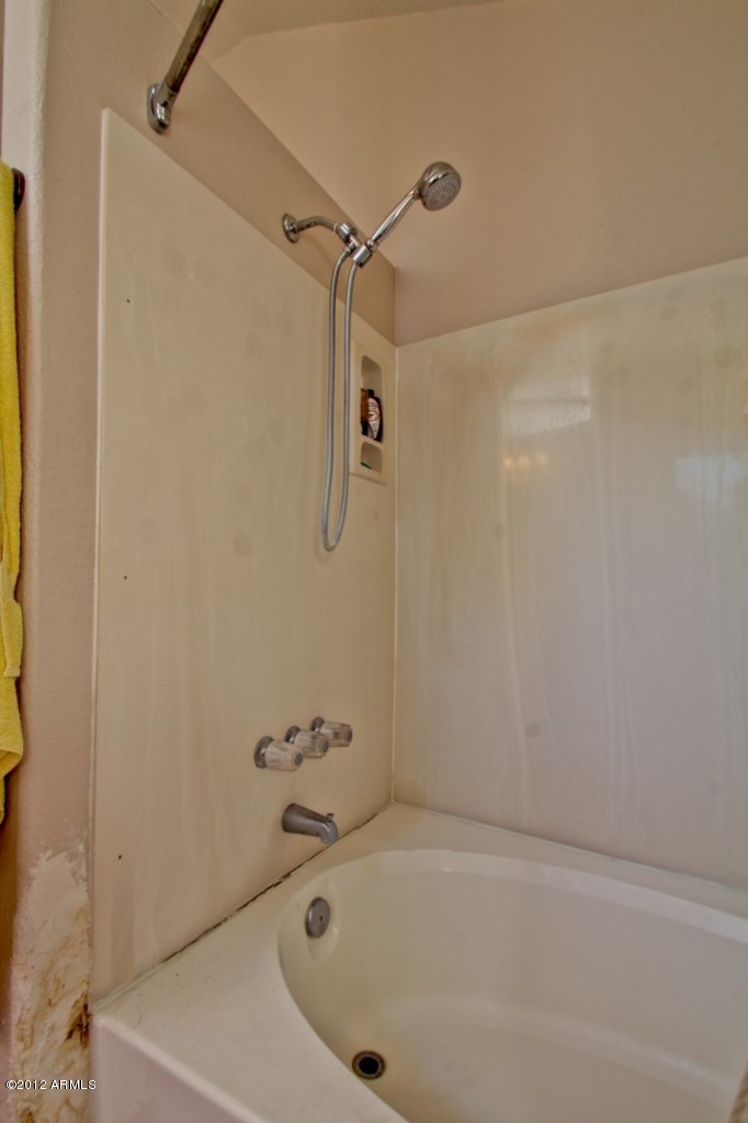 641 West Smoke Tree Road Gilbert, AZ 85233 - Photo 27 of 36 Smoketrail (27)