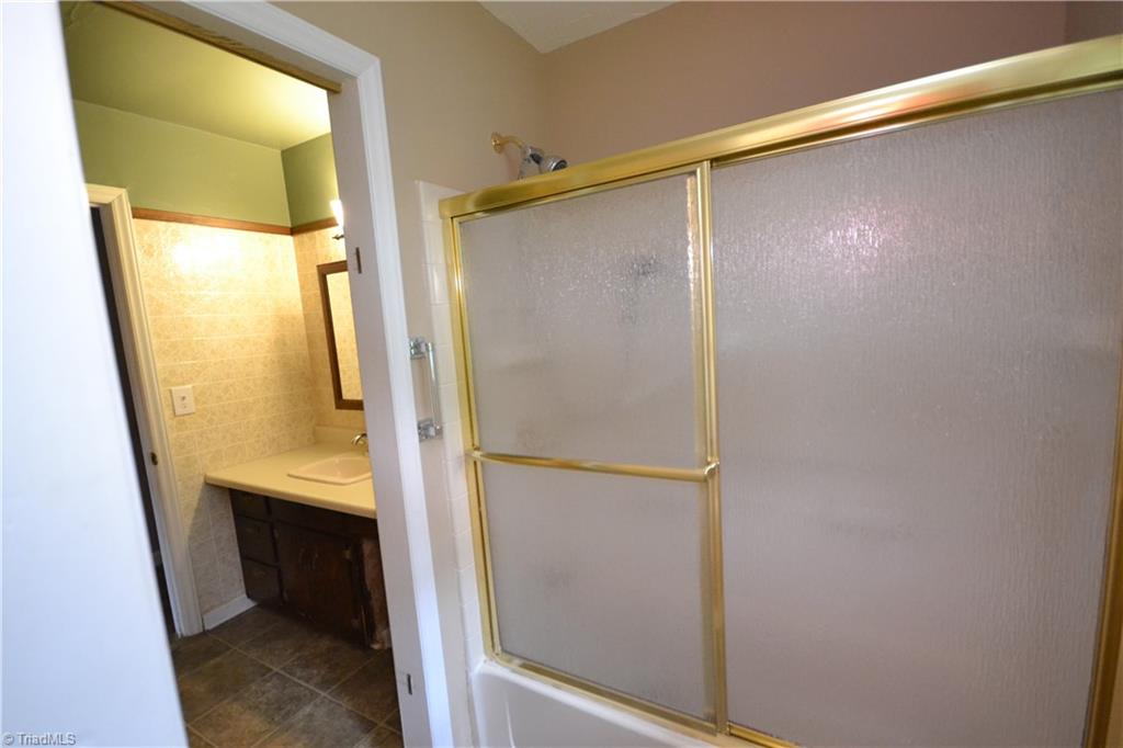 259 Eldorado Road Asheboro, NC 27205 - Photo 9 of 22 Gallery Image 9
