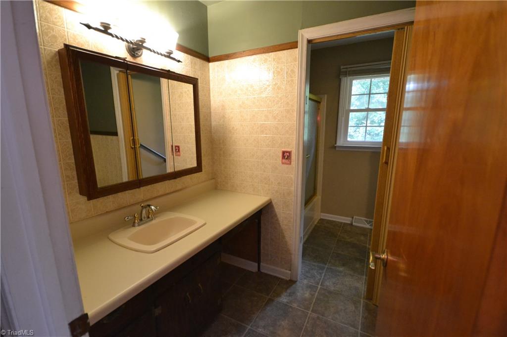 259 Eldorado Road Asheboro, NC 27205 - Photo 10 of 22 Gallery Image 10