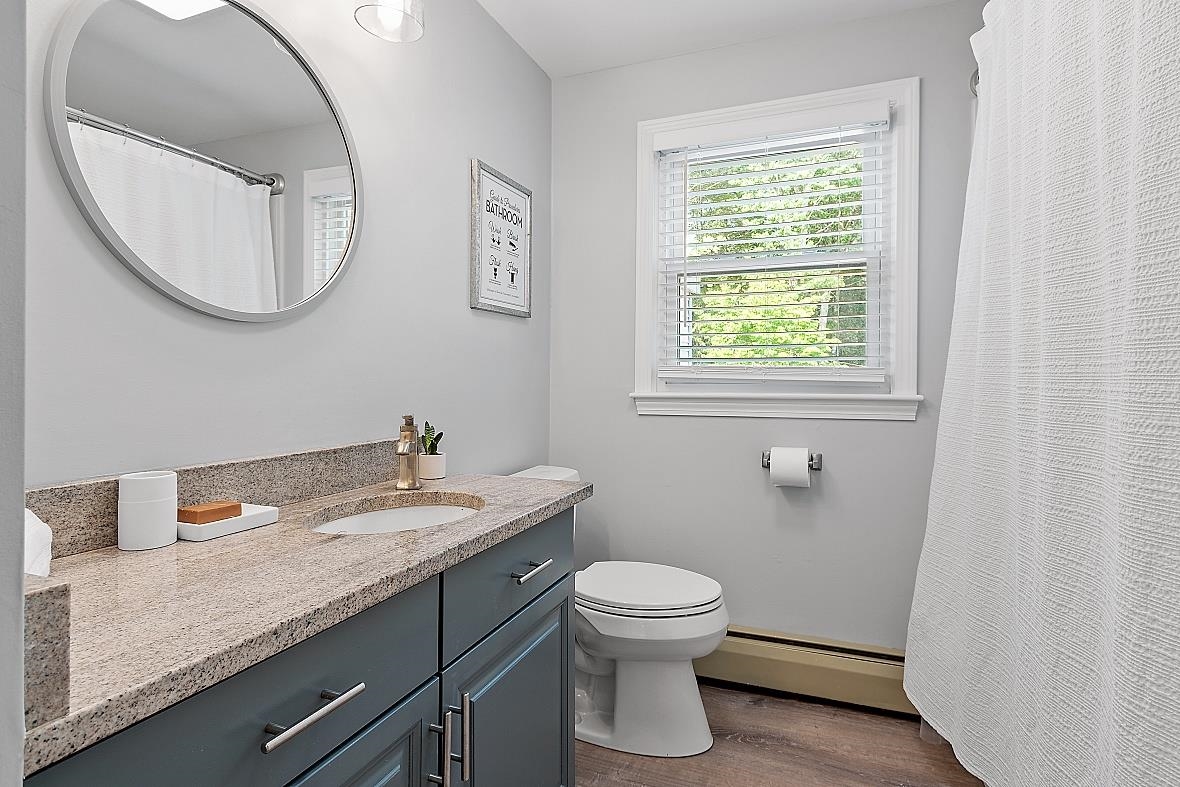 93 Auburn Road Londonderry, NH 03053 - Photo 19 of 40 Gallery Image 19
