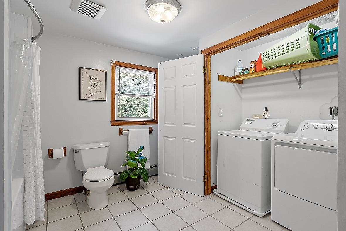 93 Auburn Road Londonderry, NH 03053 - Photo 31 of 40 Gallery Image 31