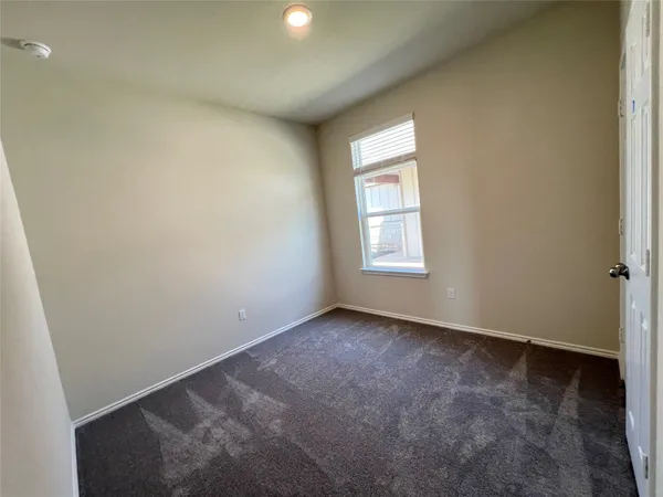 $1,950 | 561 Papaya Drive, Buda, TX 78610