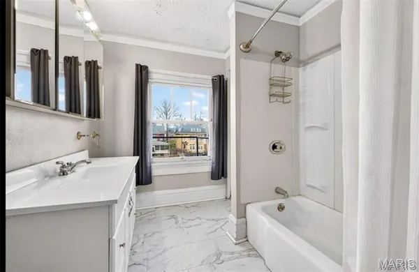 $1,200 | 5103 Waterman Boulevard, St. Louis, MO 63108