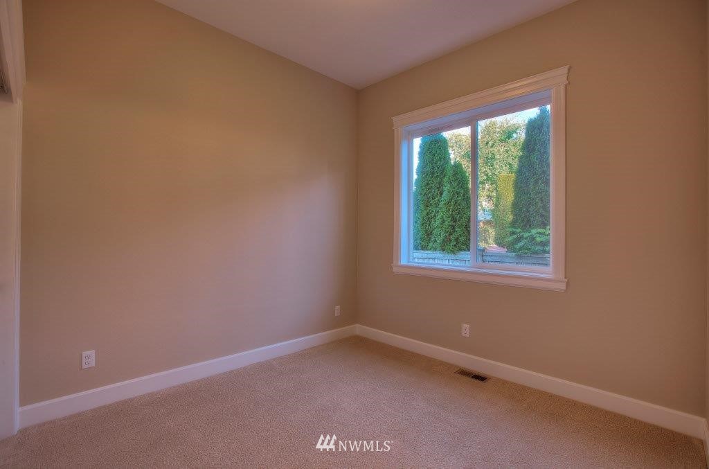 11342 Southeast 192nd Street Renton, WA 98055 - Photo 16 of 25 Gallery Image 16