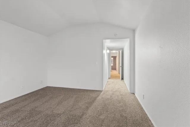 $1,900 | 2559 Kilmaron Circle, Henderson, NV 89014