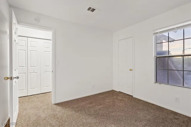 $1,900 | 2559 Kilmaron Circle, Henderson, NV 89014