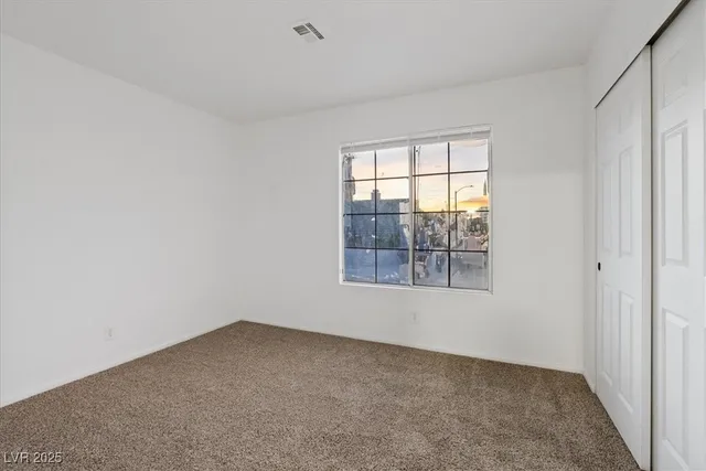 $1,900 | 2559 Kilmaron Circle, Henderson, NV 89014