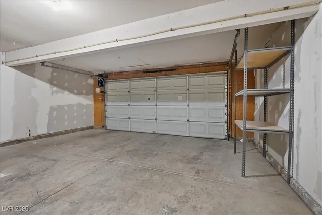 $1,900 | 2559 Kilmaron Circle, Henderson, NV 89014