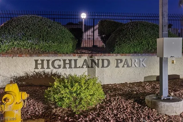 $1,900 | 2559 Kilmaron Circle, Henderson, NV 89014