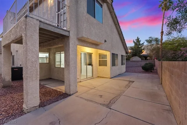 $1,900 | 2559 Kilmaron Circle, Henderson, NV 89014