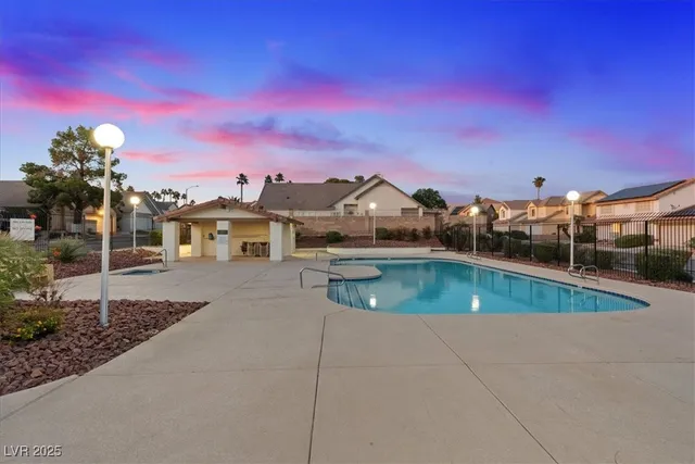 $1,900 | 2559 Kilmaron Circle, Henderson, NV 89014