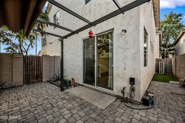 $2,100 | 1516 East Mobile Lane, Phoenix, AZ 85040