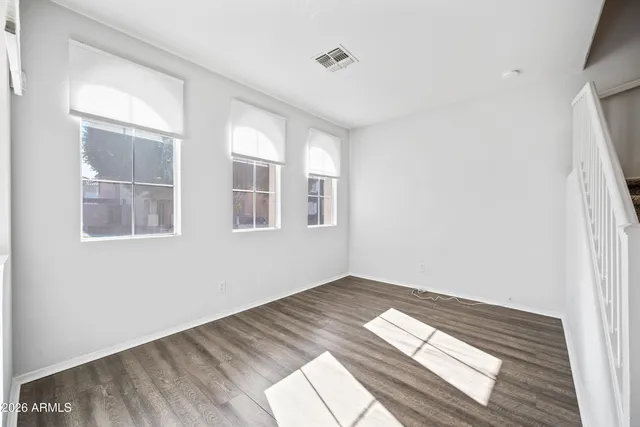 $2,100 | 1516 East Mobile Lane, Phoenix, AZ 85040