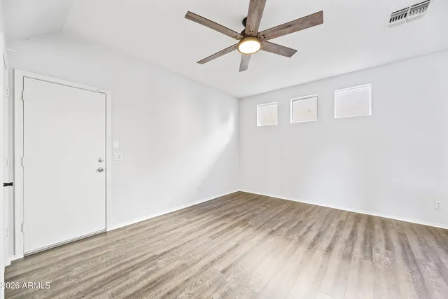 $2,100 | 1516 East Mobile Lane, Phoenix, AZ 85040