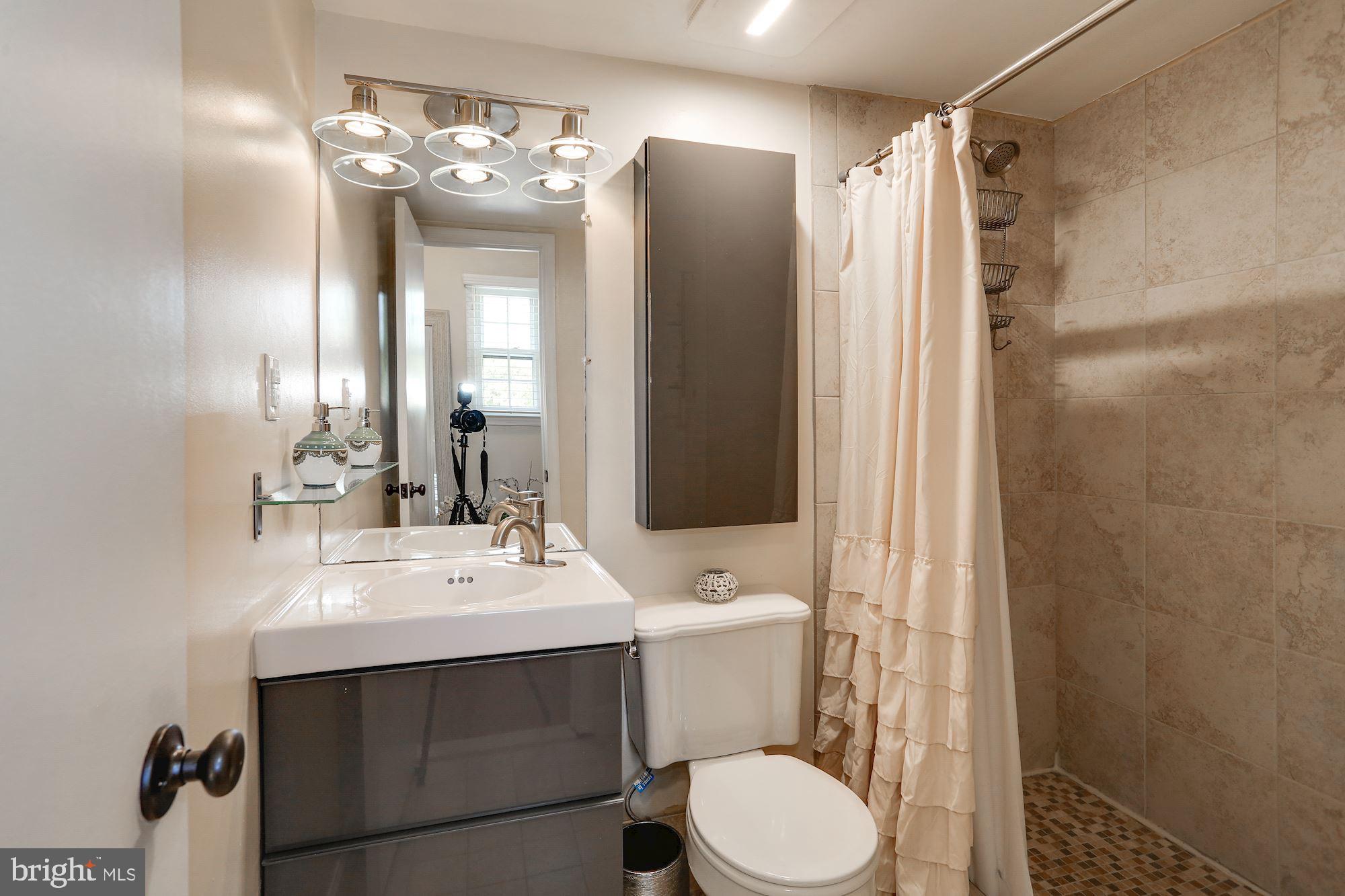 9762 Ranger Road Fairfax, VA 22030 - Photo 15 of 26 Gallery Image 15