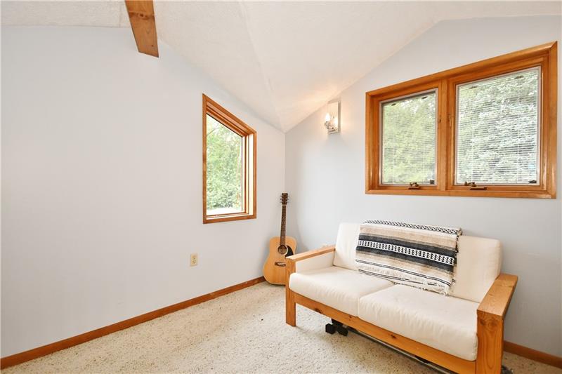 218 Tech Road Pittsburgh, PA 15205 - Photo 16 of 25 Gallery Image 16